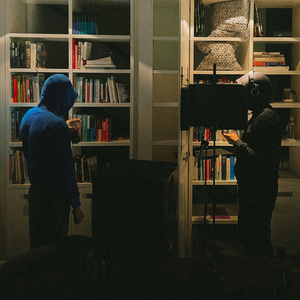 教练在泳池下添我做爰骚虎视频
